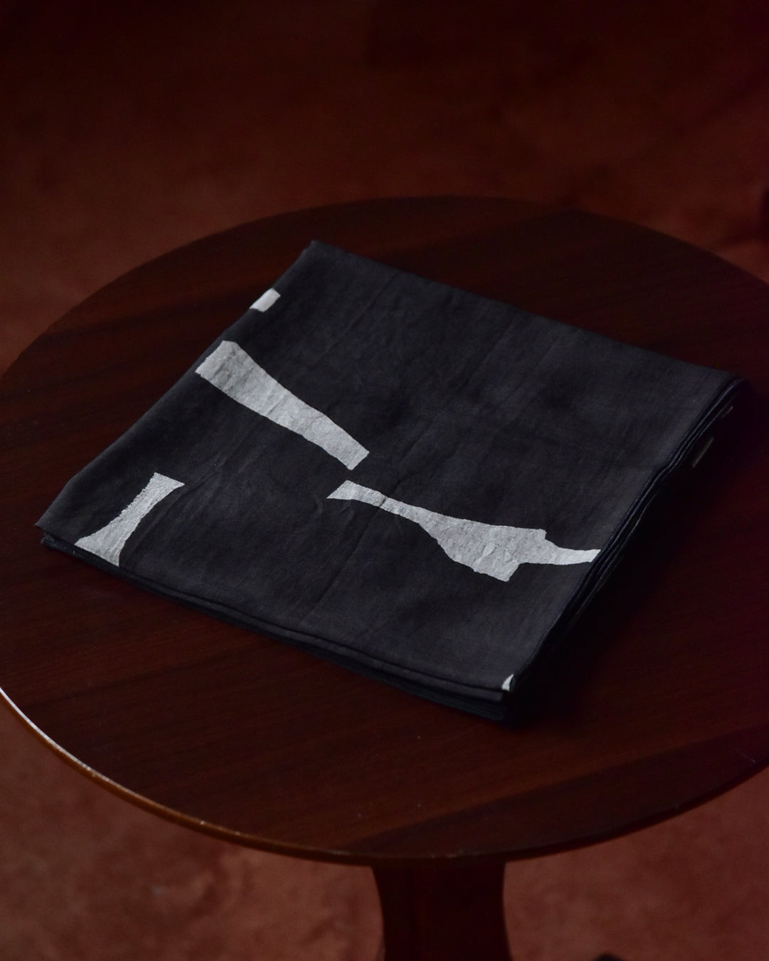 mills | Abstract Scarf - Gray -