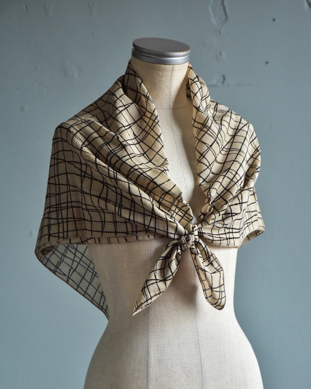 mills | Stone Scarf - Cream -