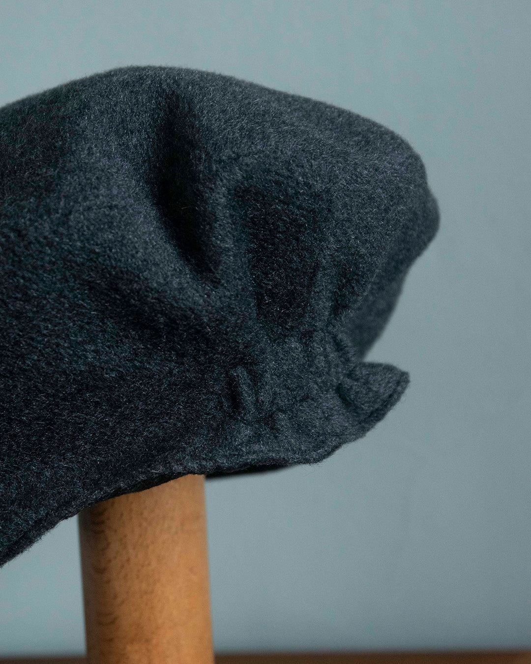 cauda | volume béret W.Bill - 100% Cashmere, Charcoal Gray