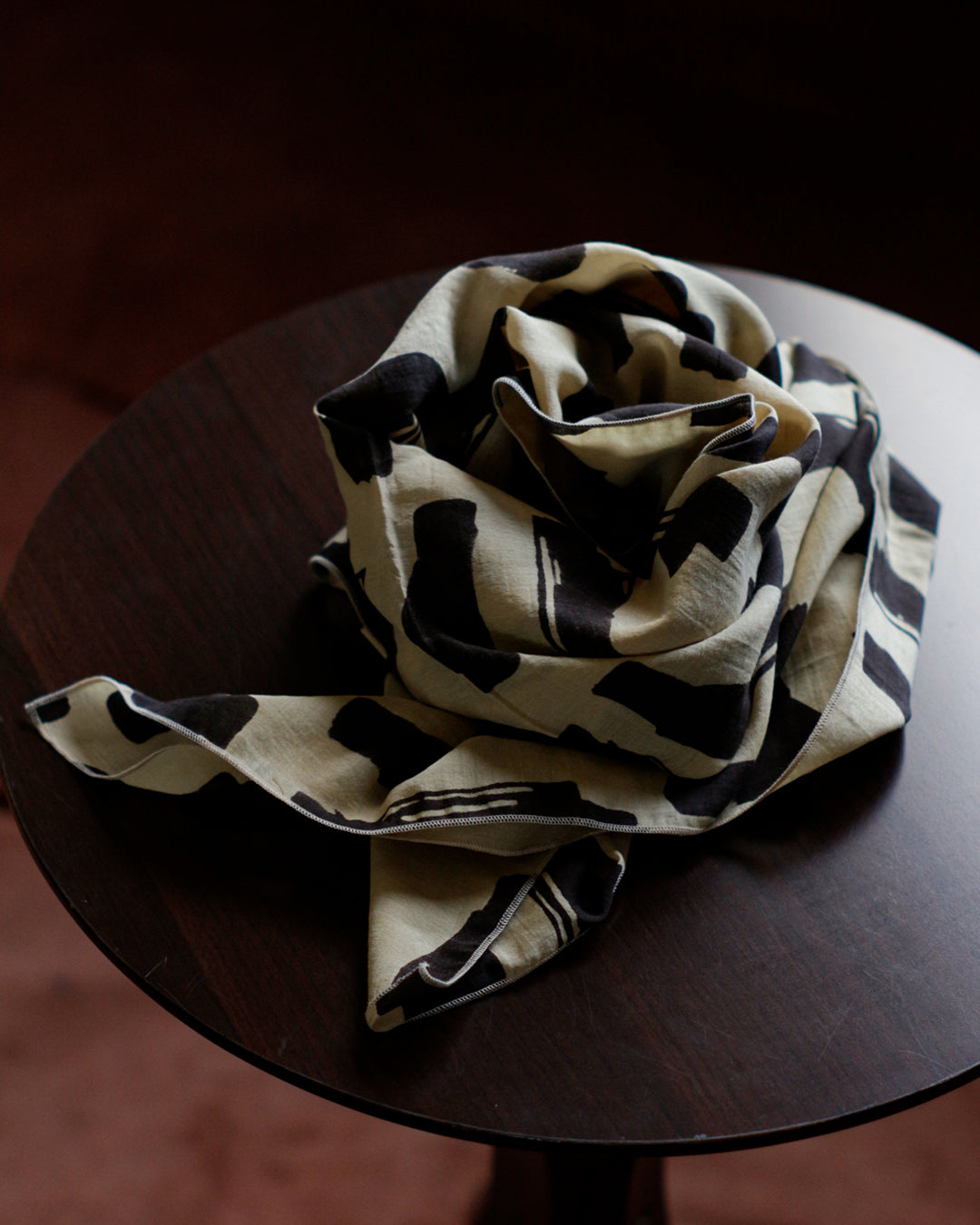 mills | Branch Scarf - Cream -