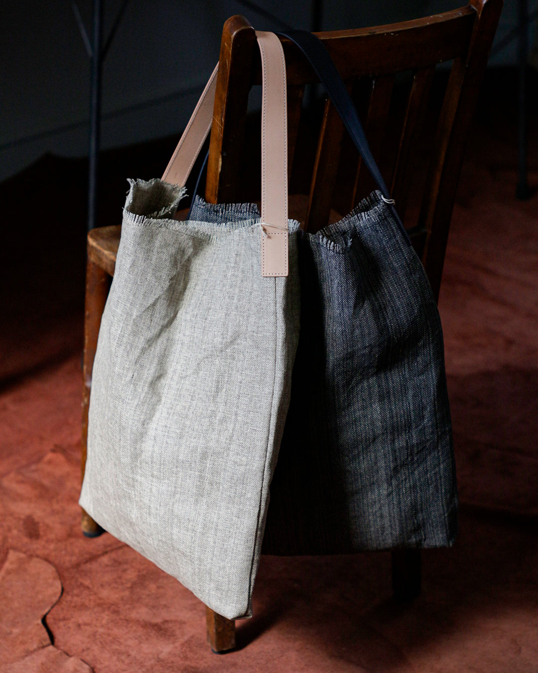 HAAL | PREMITIVE ONE SHOULDER BAG - PAPER -