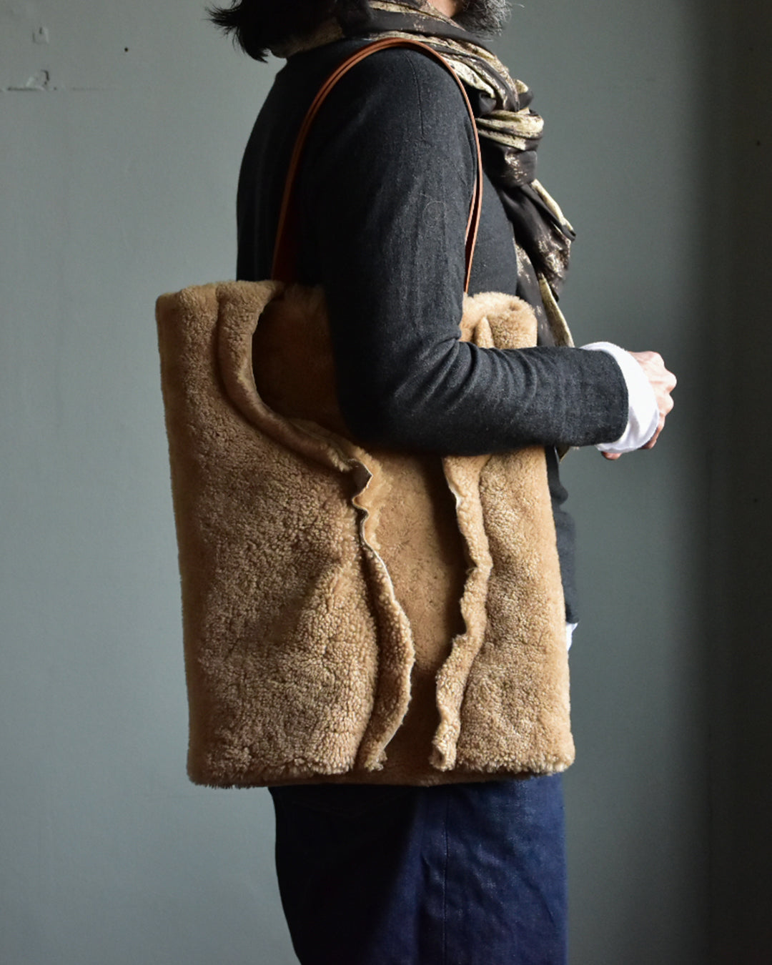 HAAL | PRIMITIVE TOTE BAG -MOUTON-