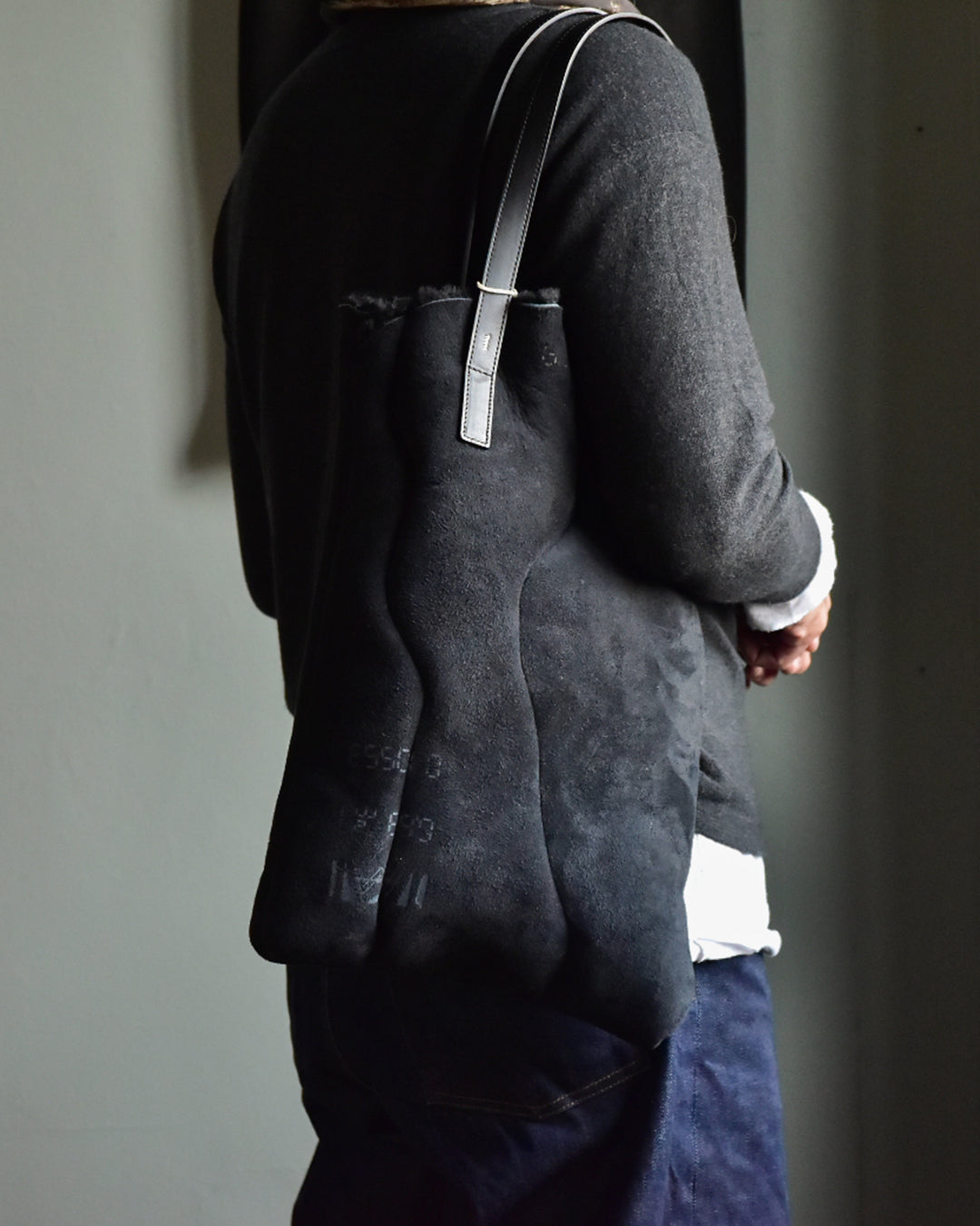 HAAL / PRIMITIVE TOTE BAG -MOUTON-