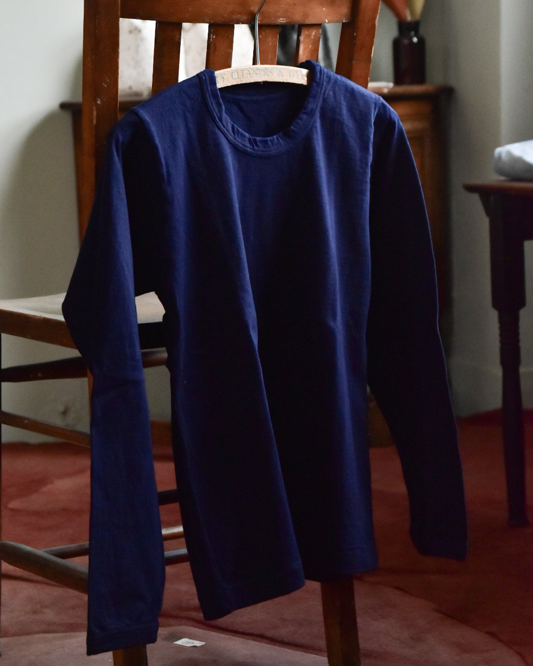 長袖Tシャツ 紺
