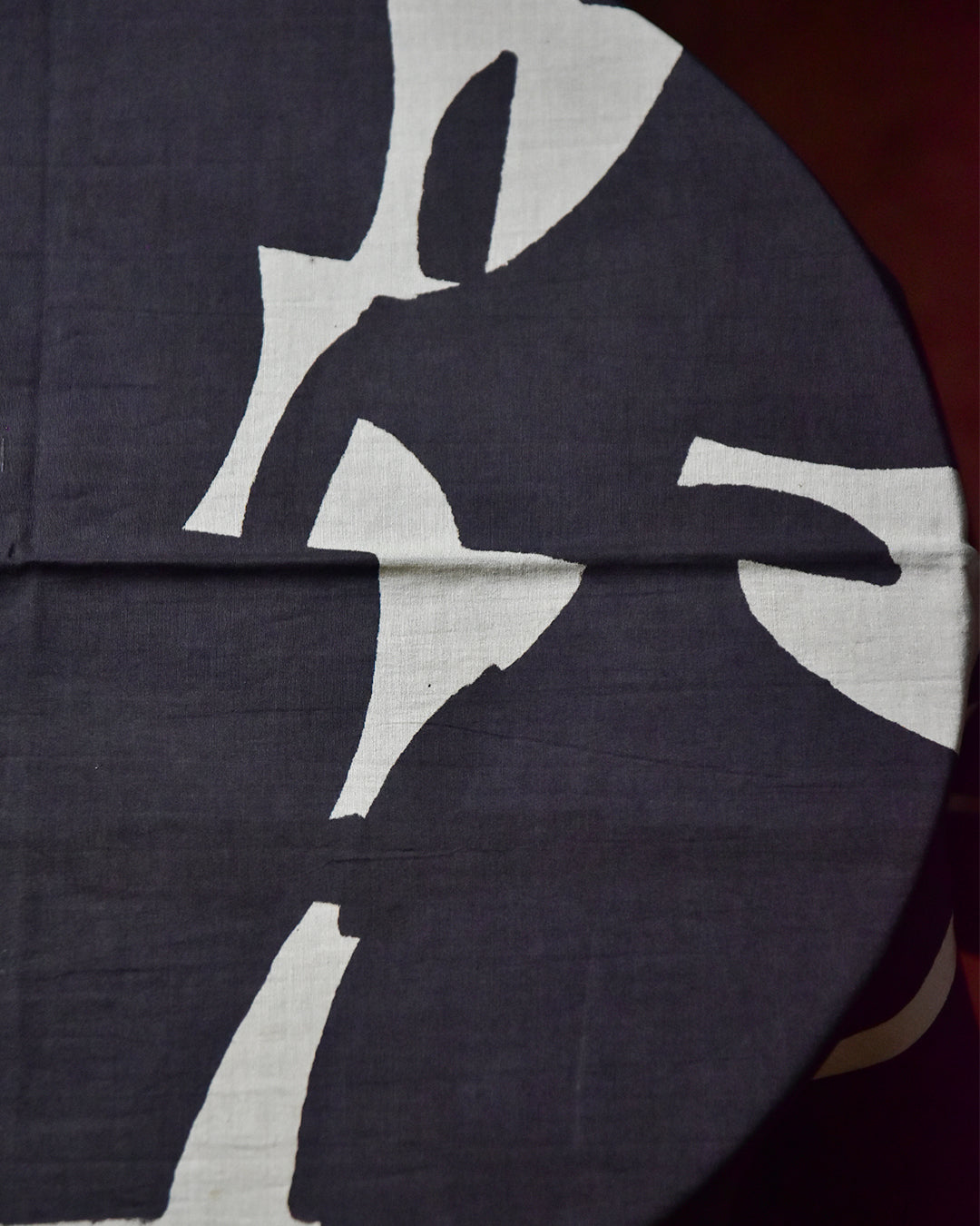 mills | Abstract Scarf - Charcoal Black -