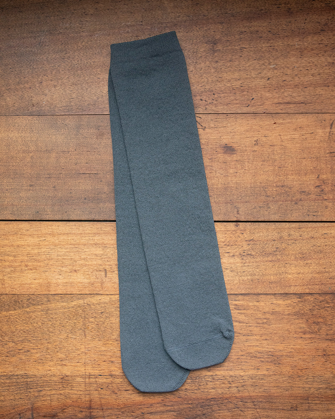 aligatos | paper 01 stone