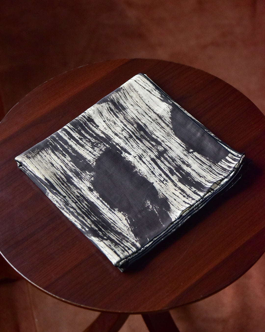 mills | Brush Scarf - Charcoal Black -