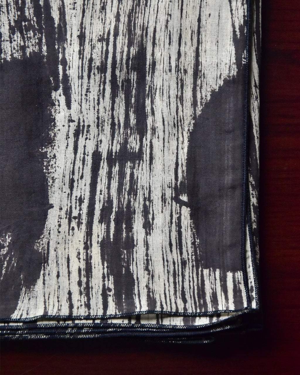 mills | Brush Scarf - Charcoal Black -