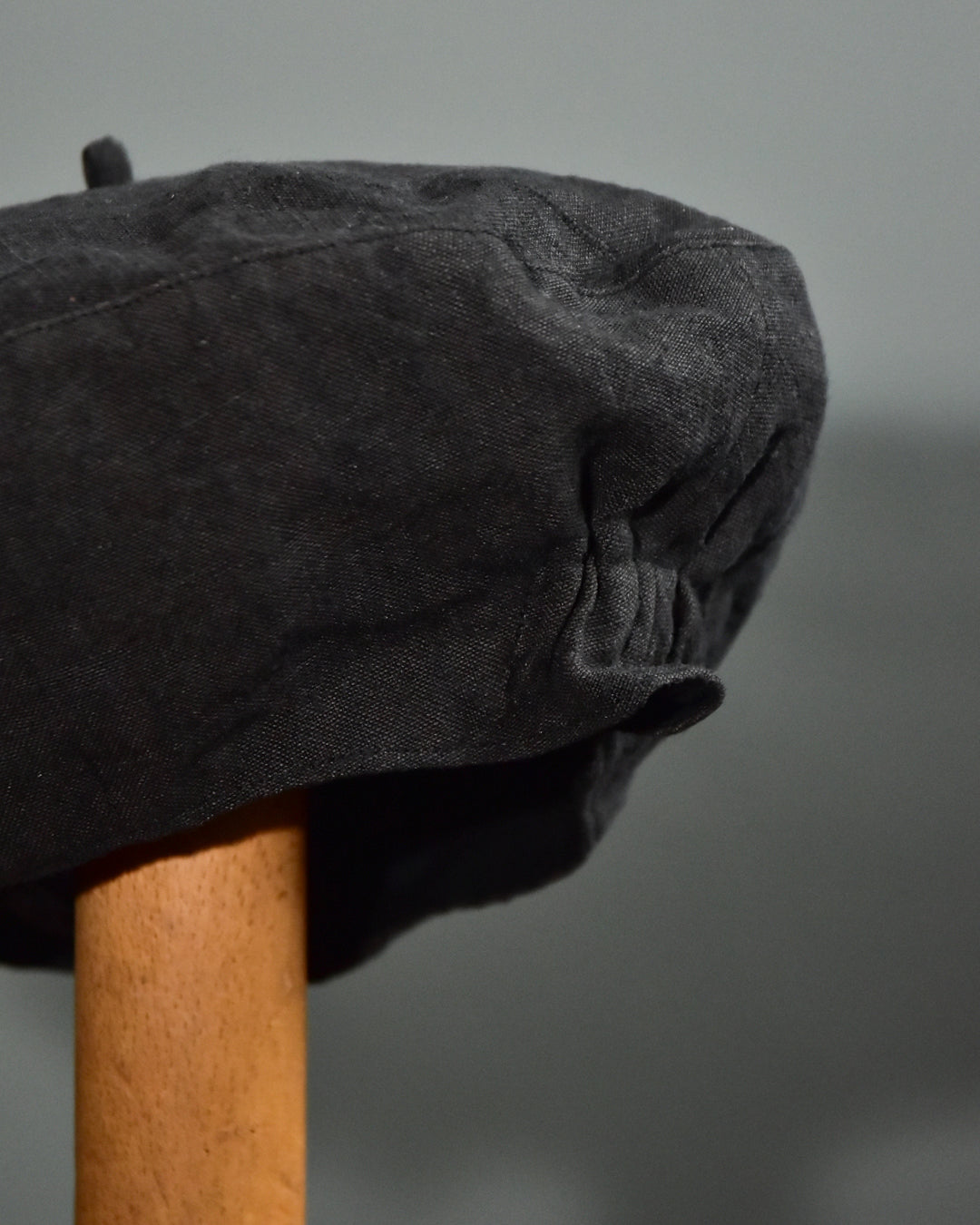 cauda / volume beret -1950s French vintage linen black