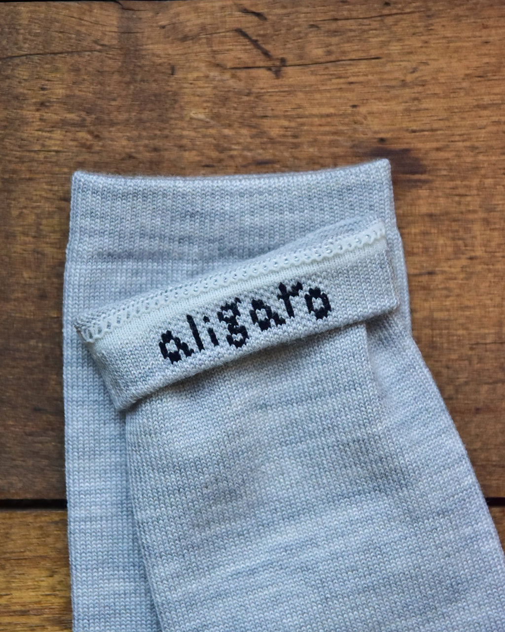 aligatos | wool 01 cloud