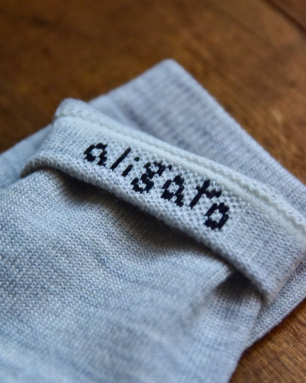 aligatos | wool 01 cloud