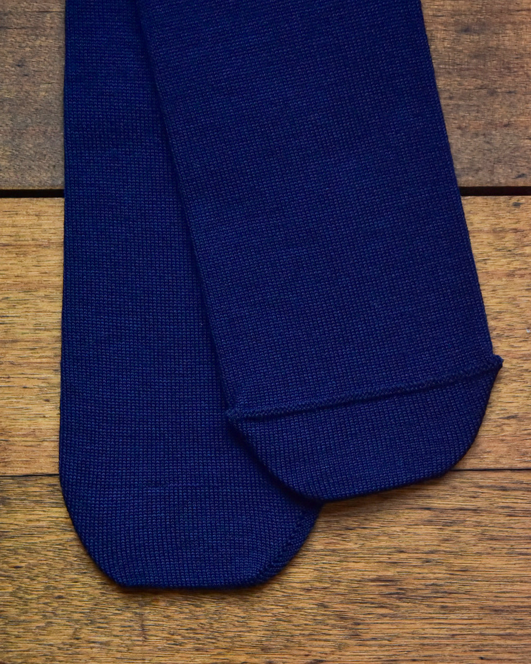 aligatos | wool 01 deep sea
