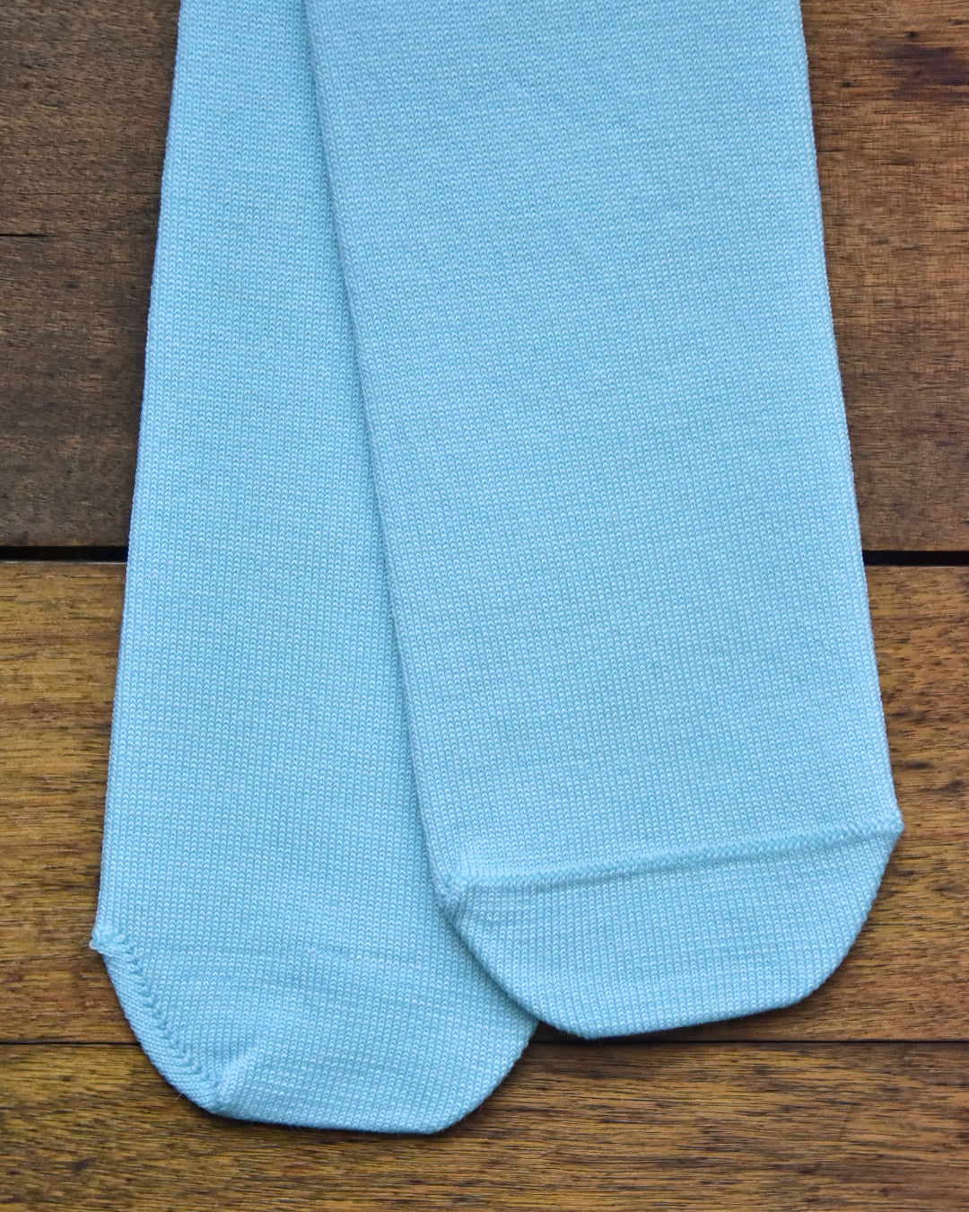 aligatos | wool 01 ice berg
