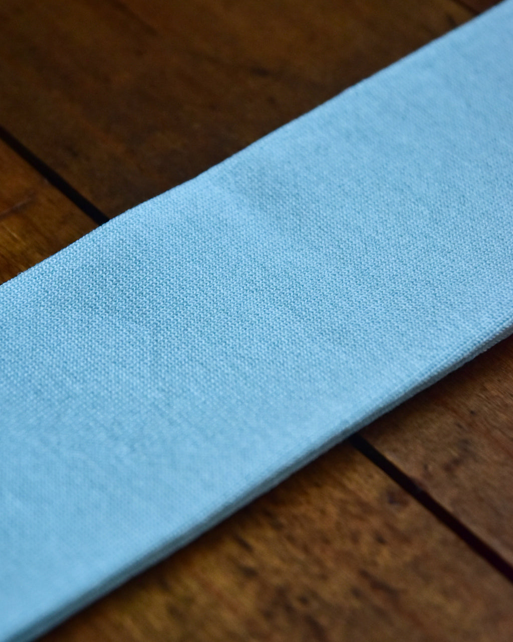 aligatos | wool 01 ice berg
