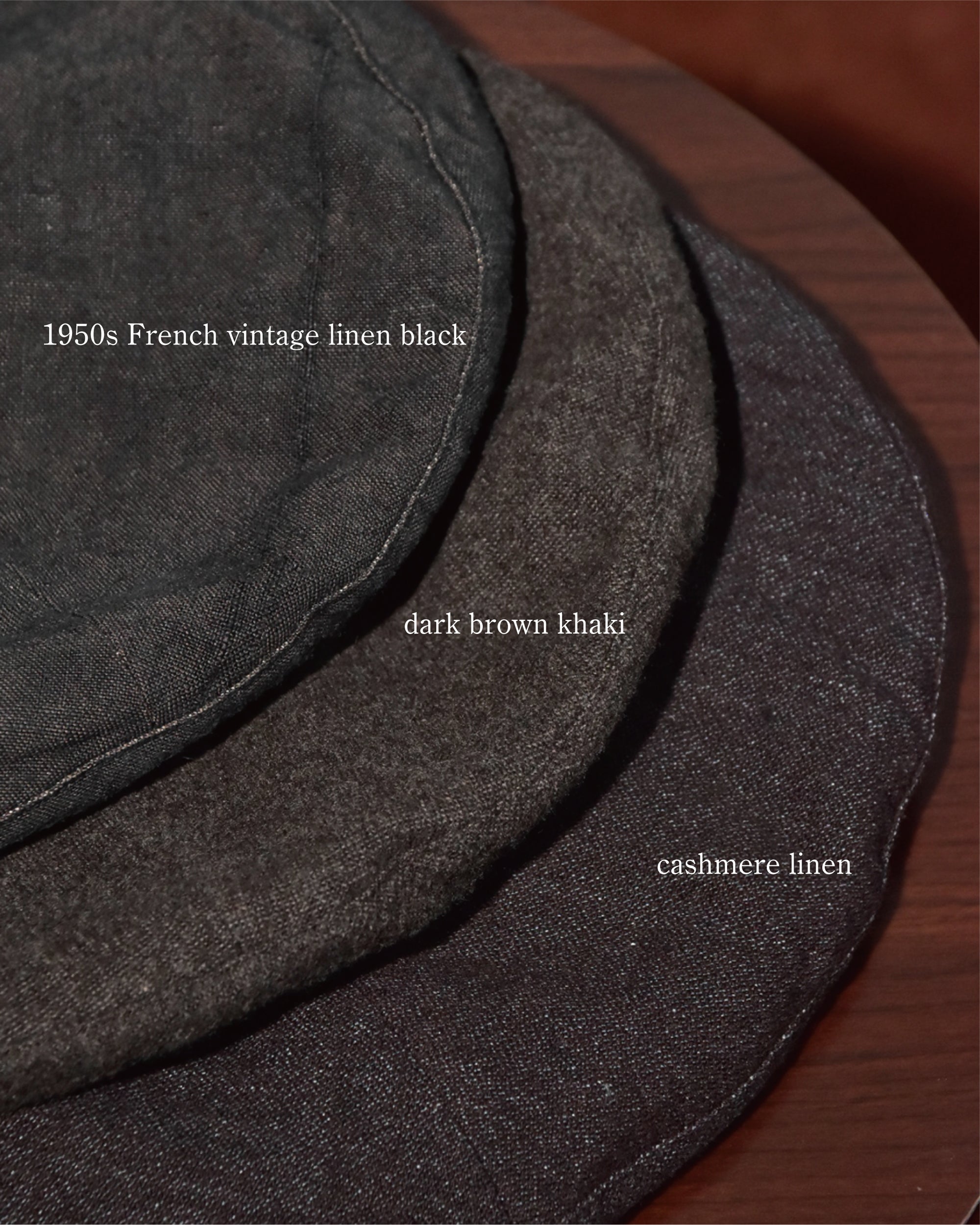 cauda / compact beret -1950s French vintage linen black