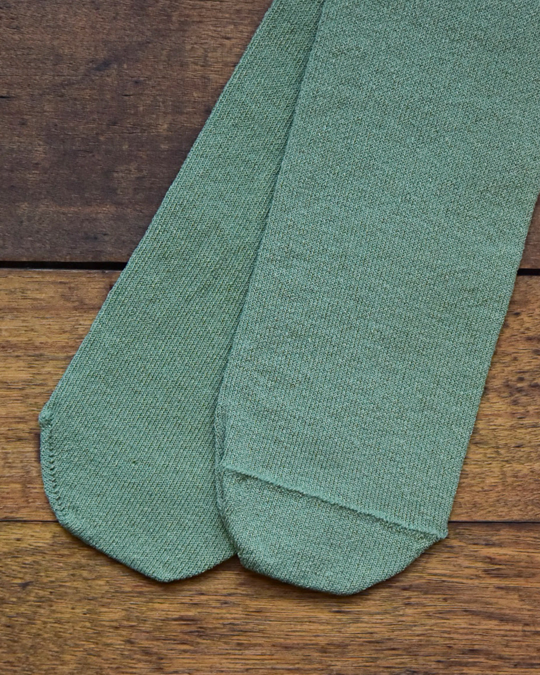 aligatos | paper 01 matcha
