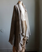 mills | Stone Shawl  Gray