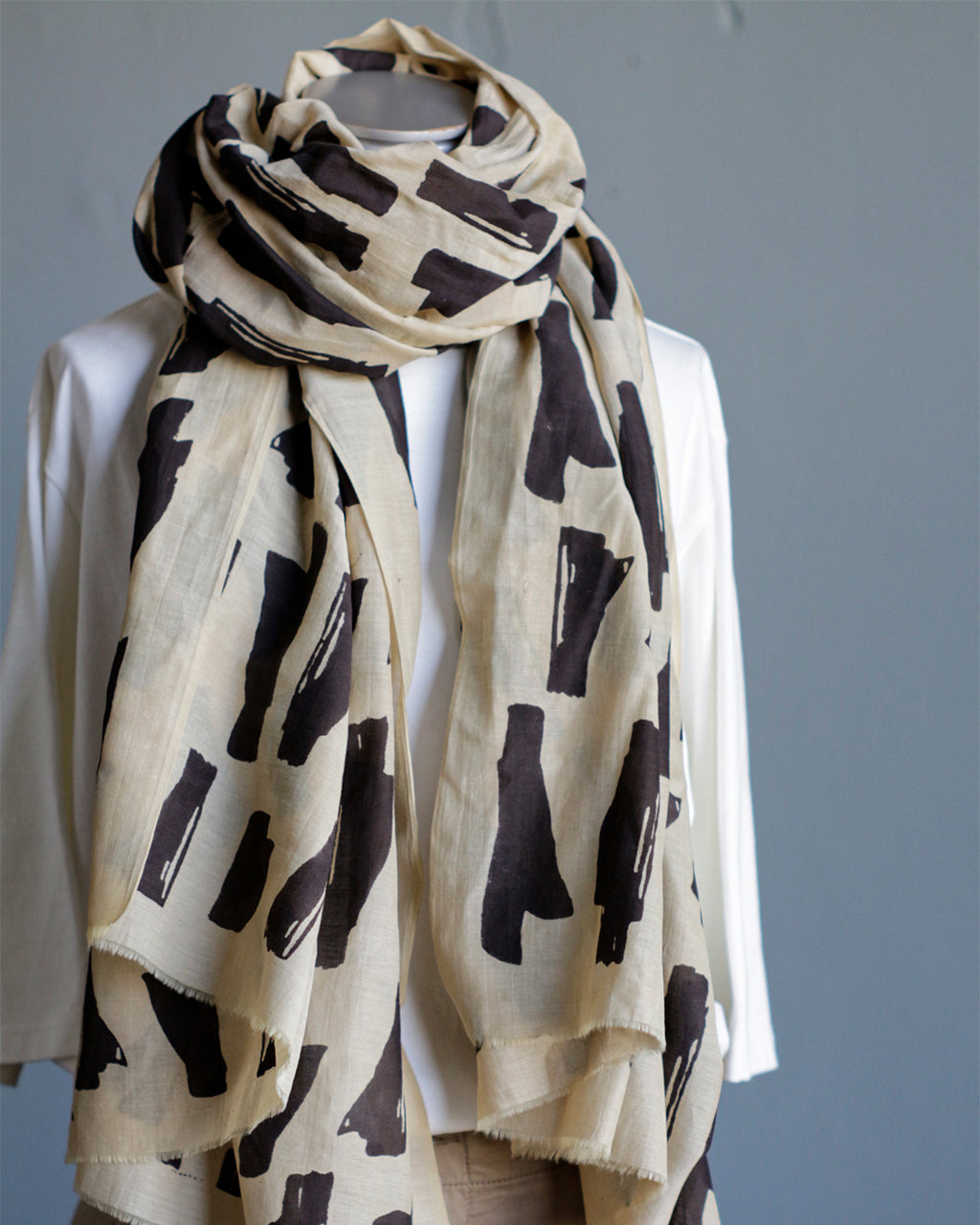 mills / Branch Shawl Cream