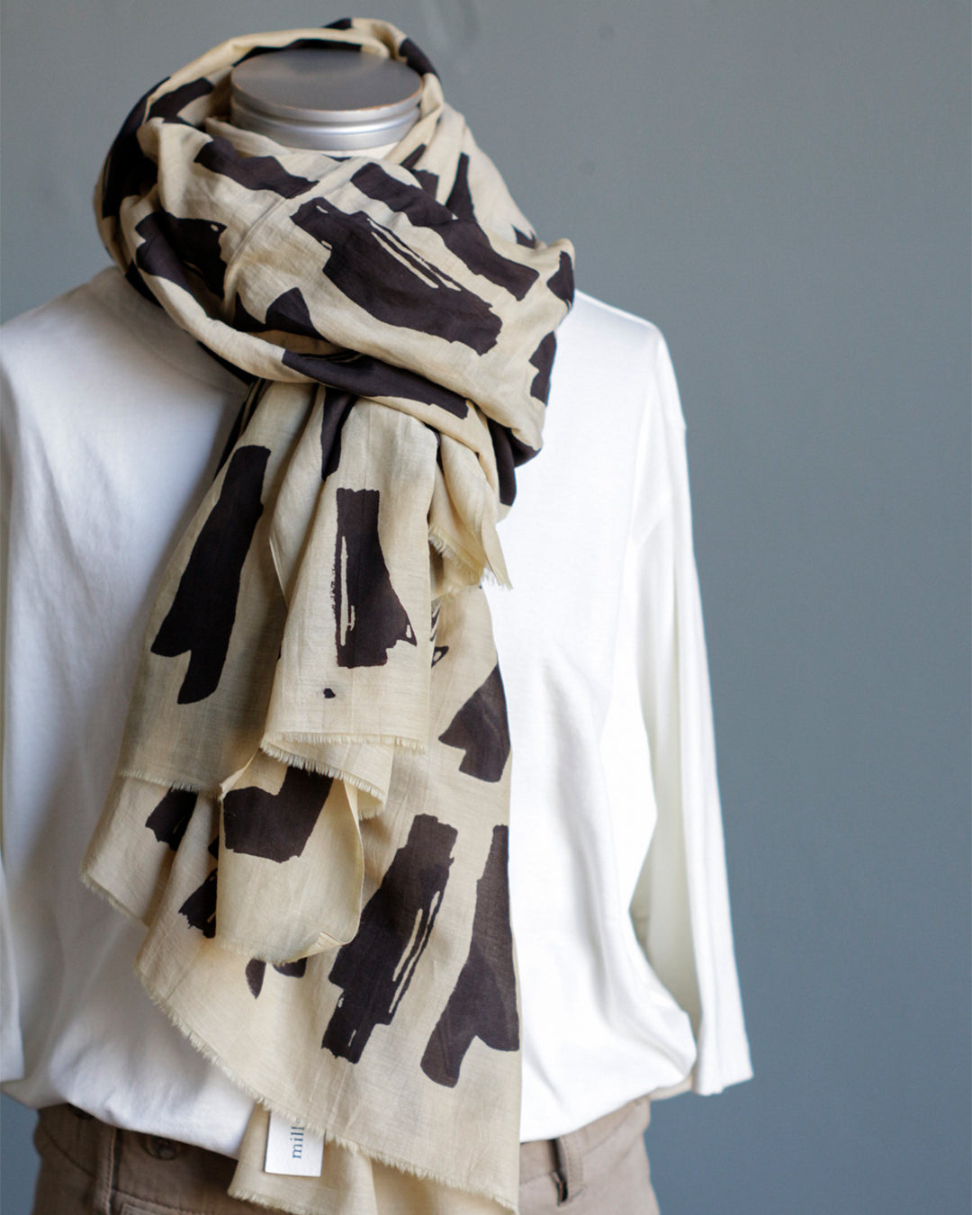 mills | Branch Shawl - Cream -