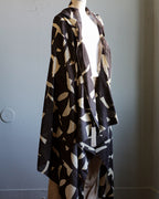 mills | Abstract Shawl