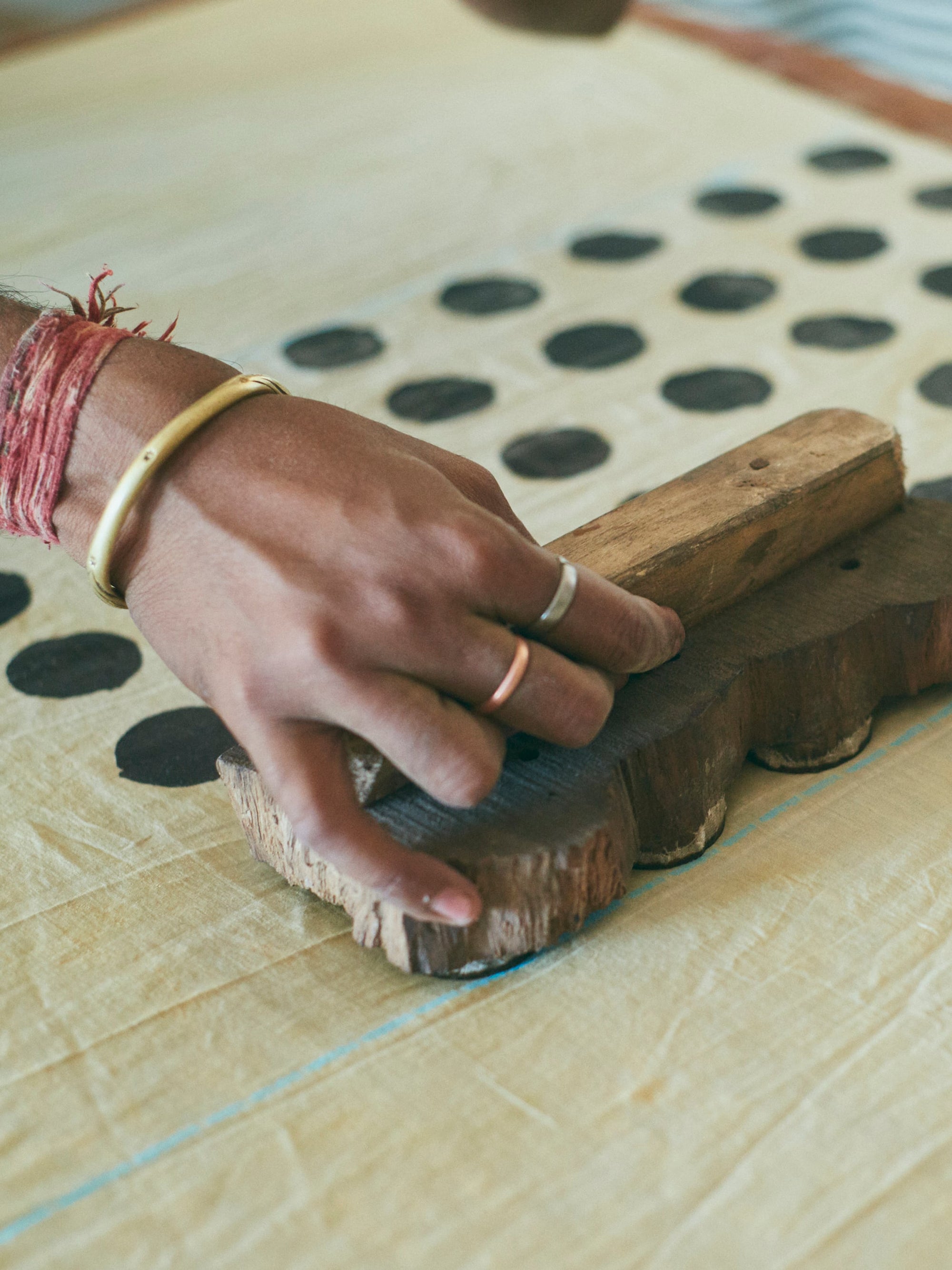 mills / Moonrise Scarf Charcoal Black