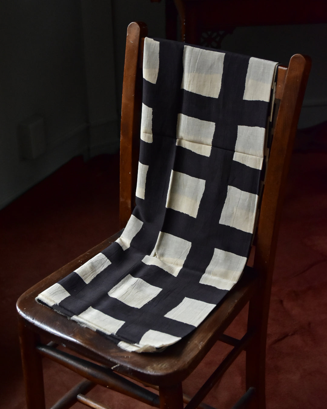 mills | Plaid Shawl  - Charcoal Black-