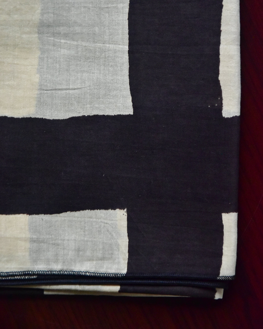 mills | Plaid Scarf - Charcoal Black -