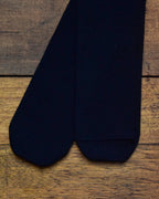 aligatos | wool 01 shadow