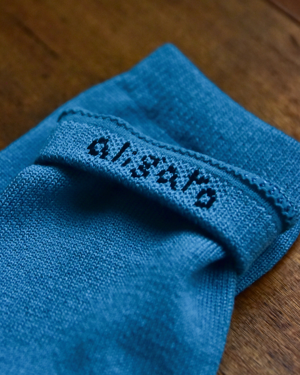 aligatos | wool 01 sky