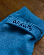 aligatos | wool 01 sky
