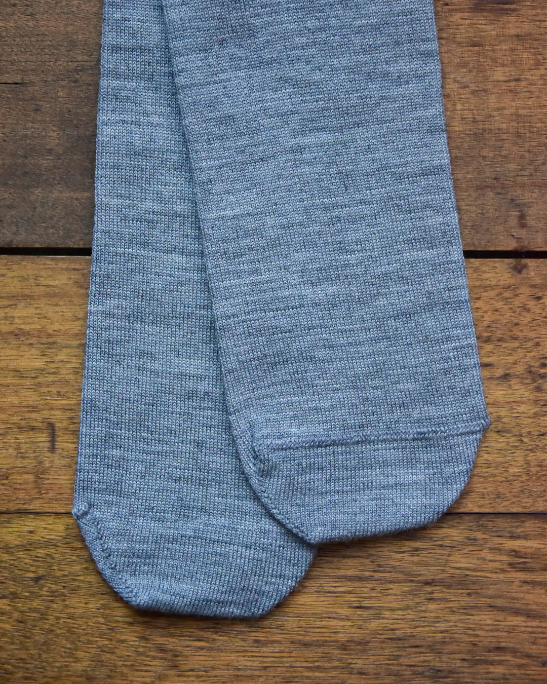 aligatos | wool 01 smoke