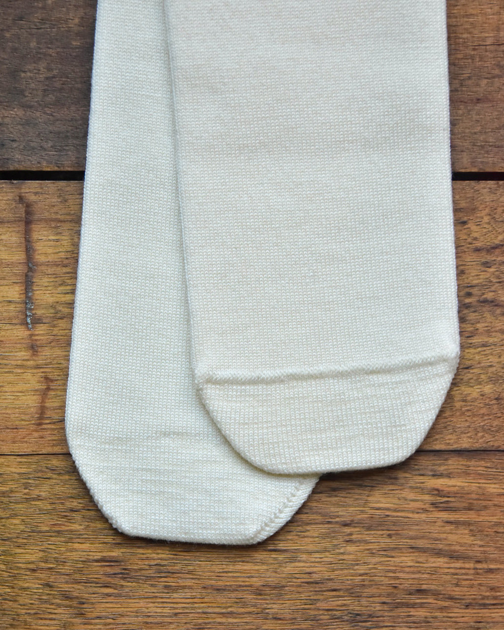 aligatos | wool 01 snow