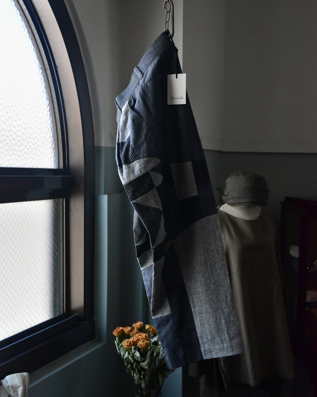 Spomenik | Wide tuck pants  Black