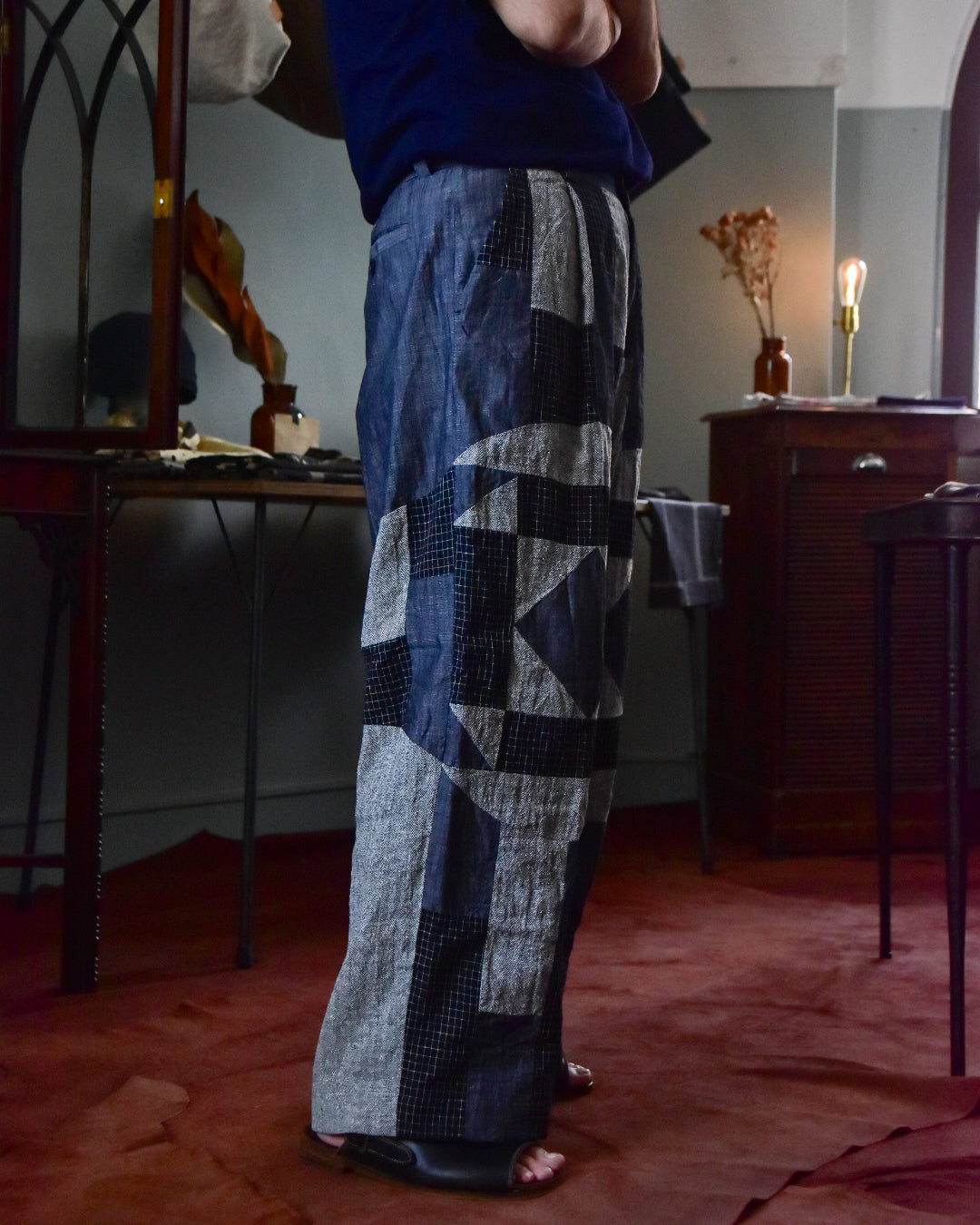 Spomenik | Wide tuck pants  Black