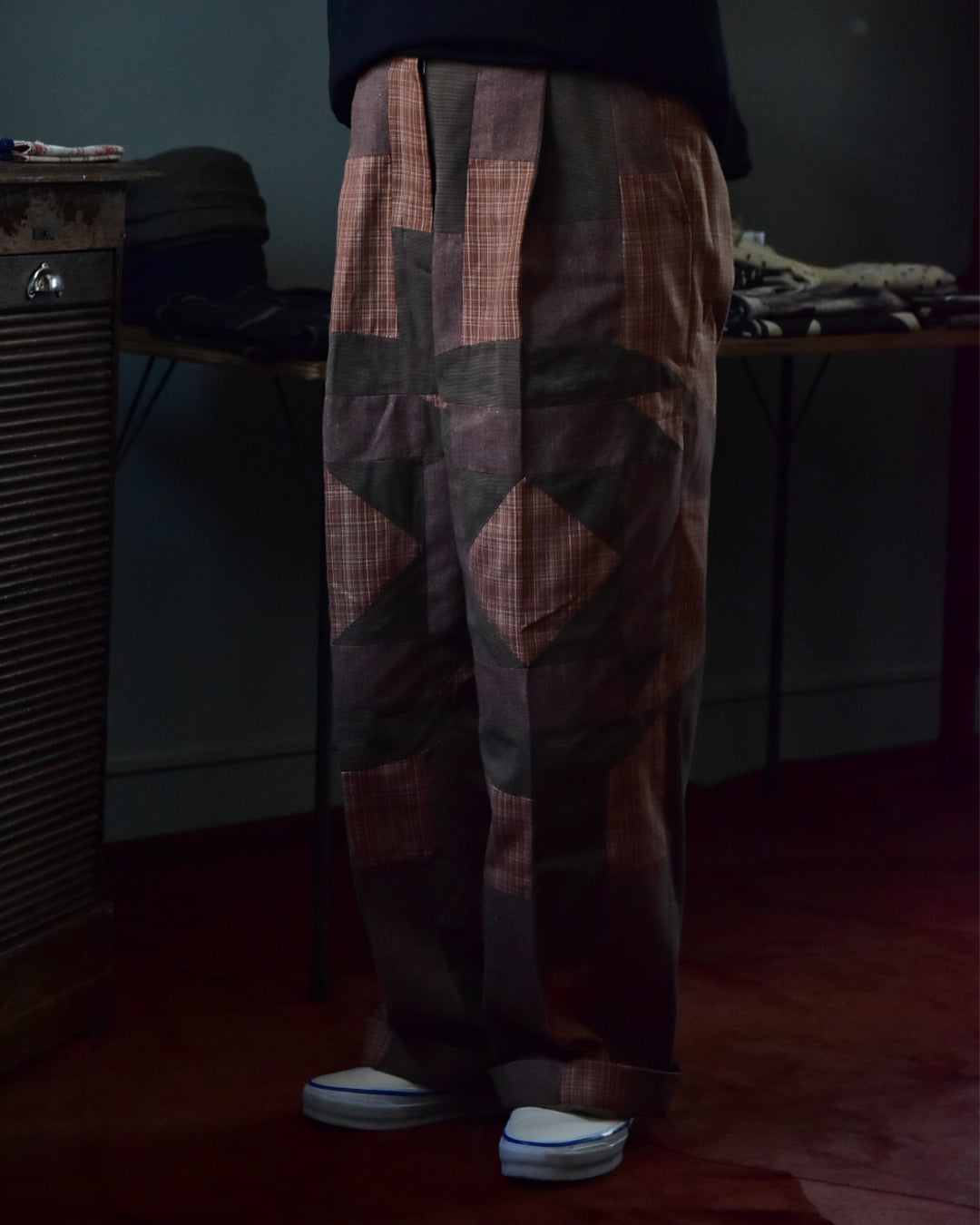 Spomenik | Wide tuck pants Brown