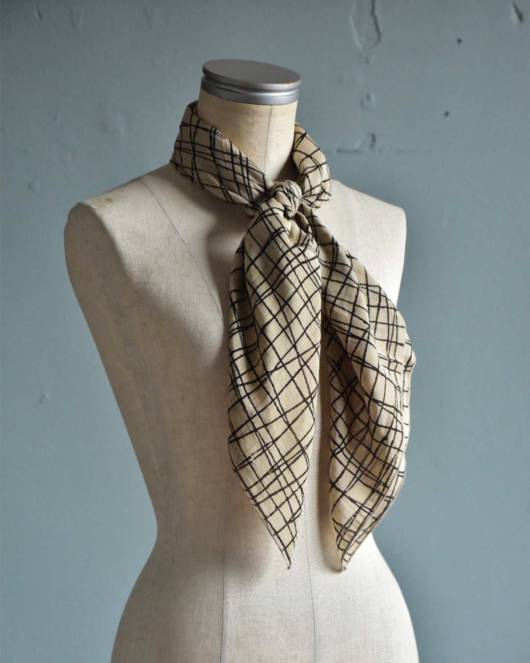 mills | Stone Scarf - Cream -