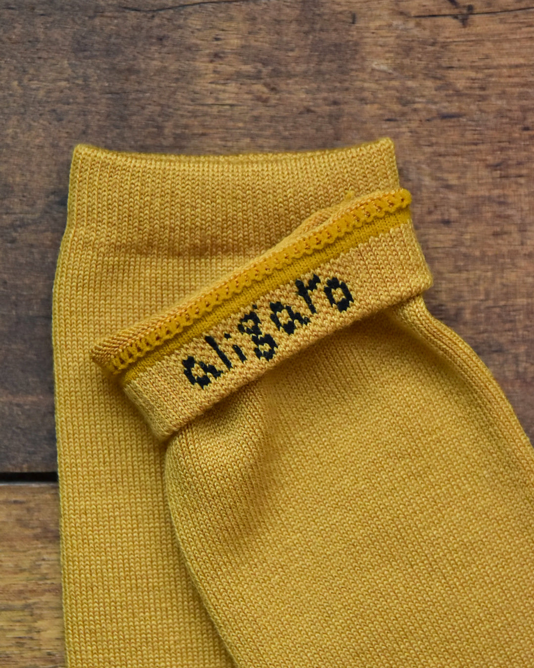aligatos | wool 01 sunflower