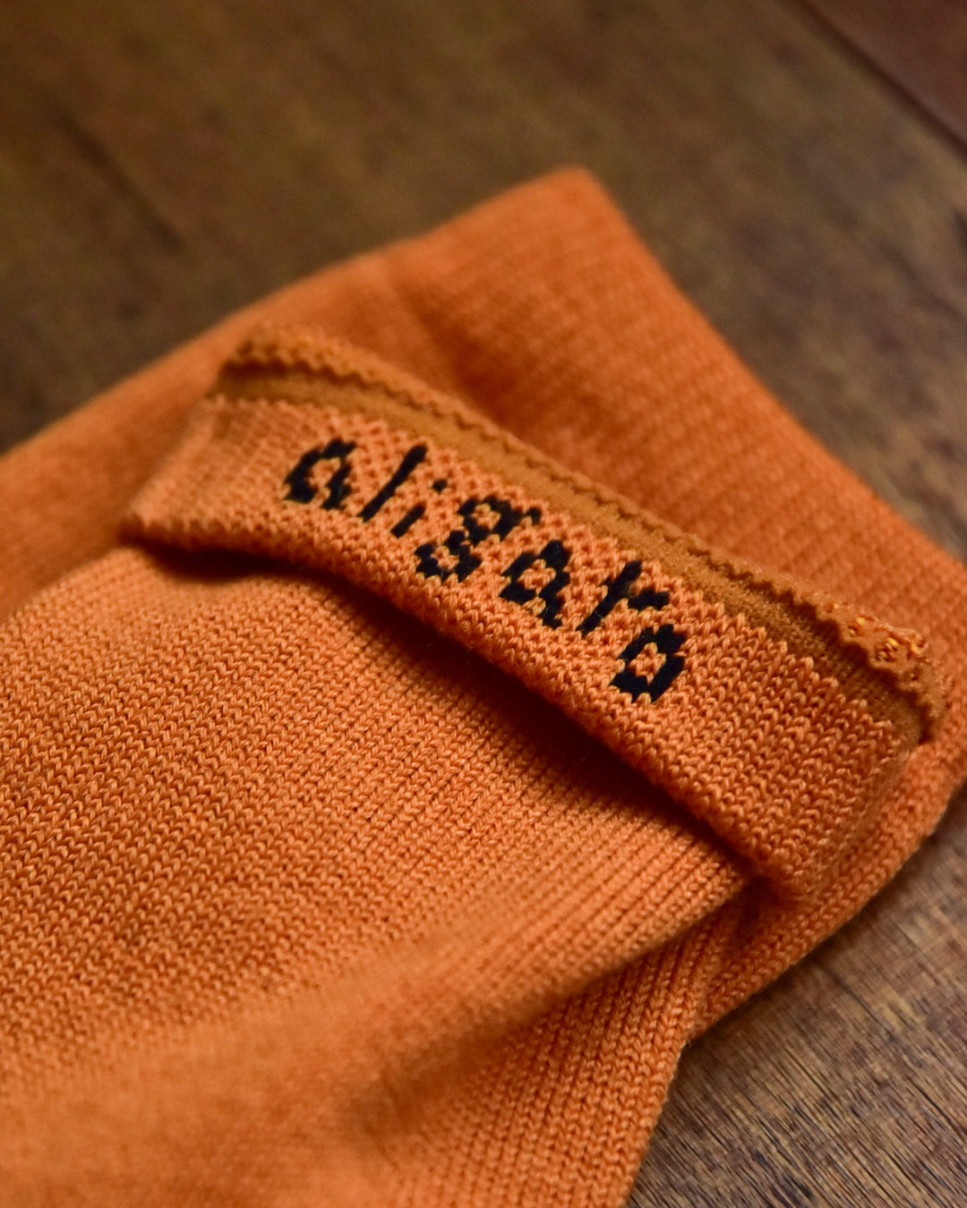 aligatos | wool 01 sunset